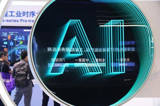 多条高铁线将于年底前开通运营
